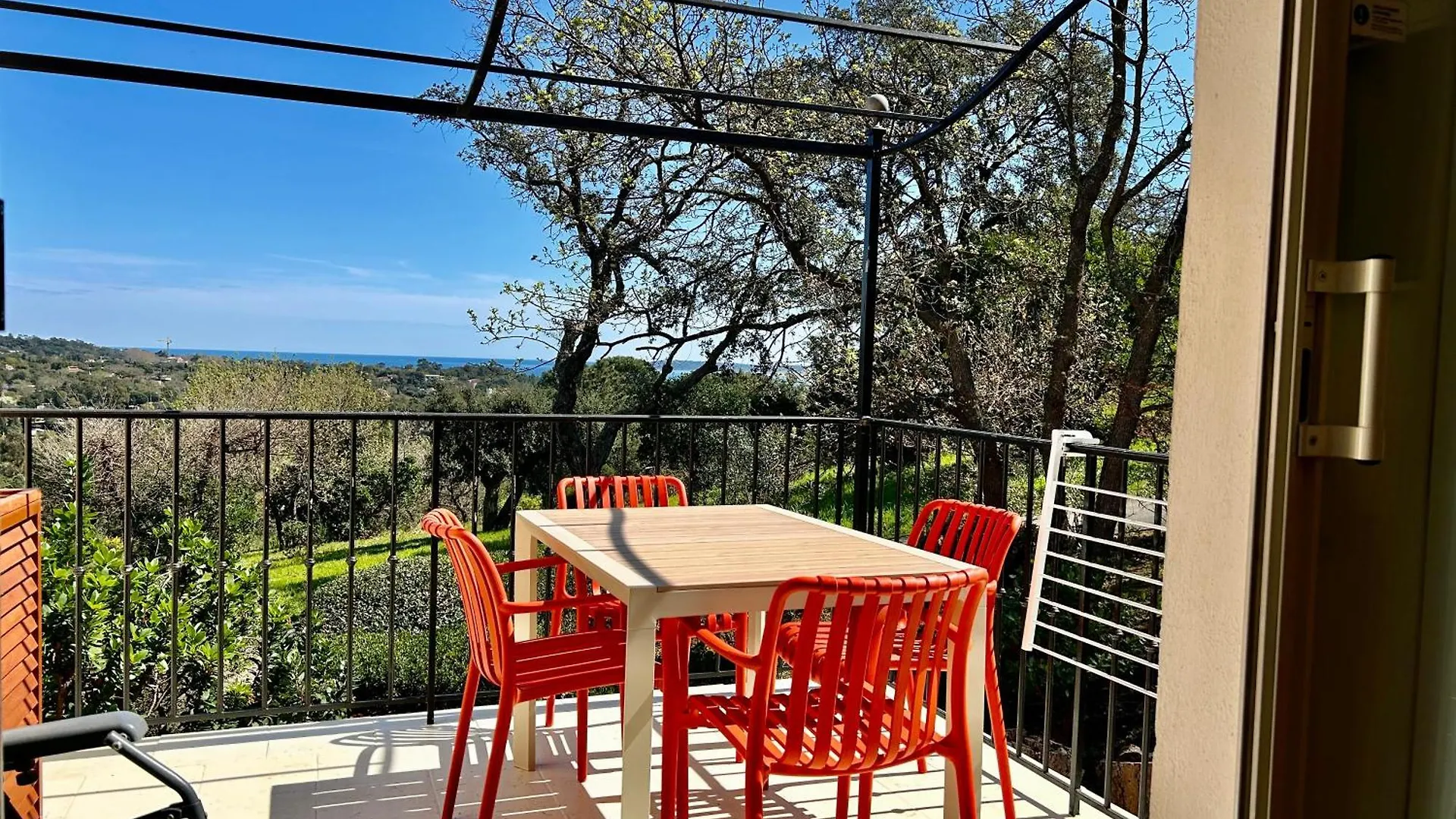 Les Restanques Iris 2124 Apartment Grimaud